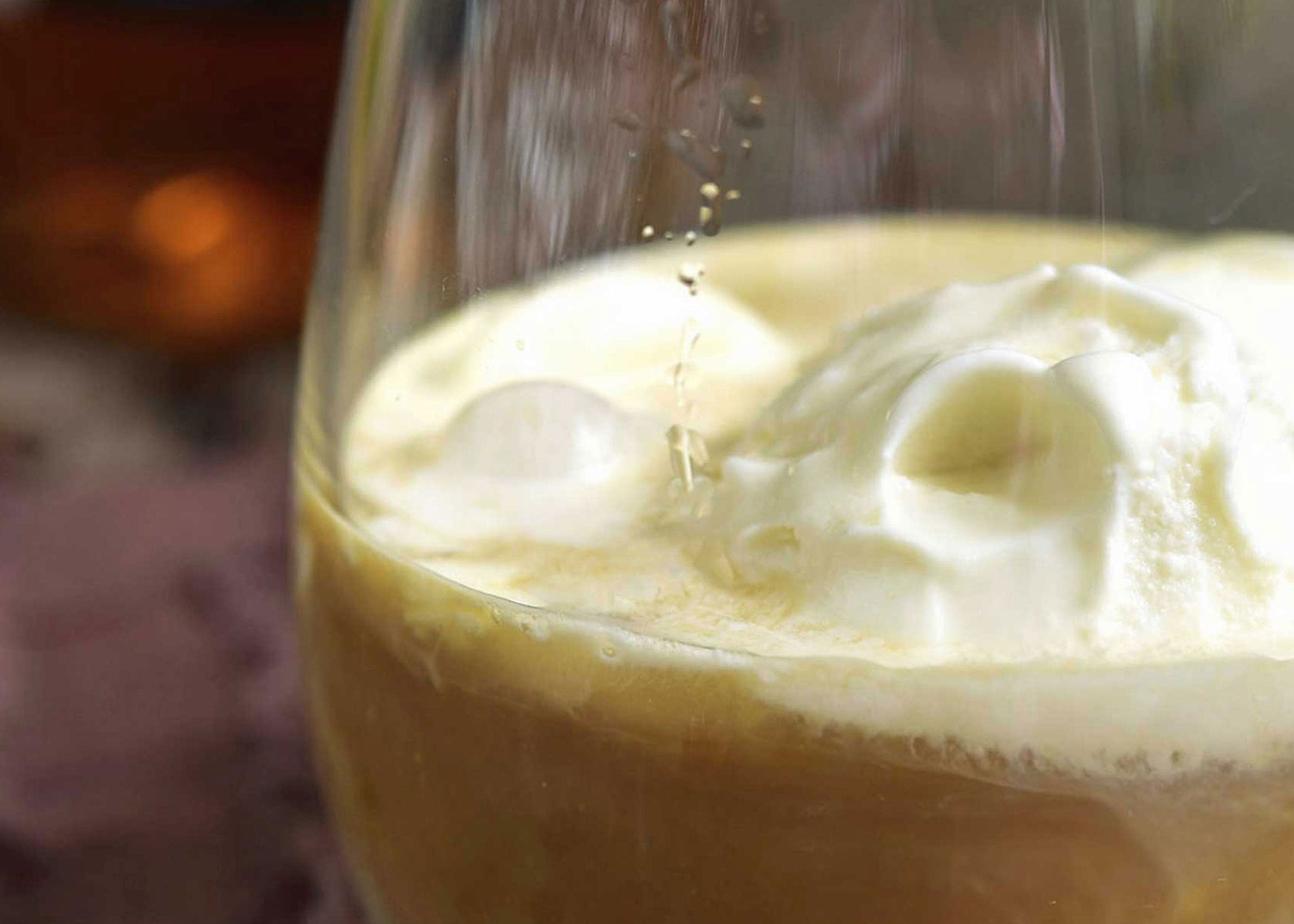 Bourbon Vanilla Scented Wholesale Coconut & Soy Candles, Wax Melts & Fragrance Oils